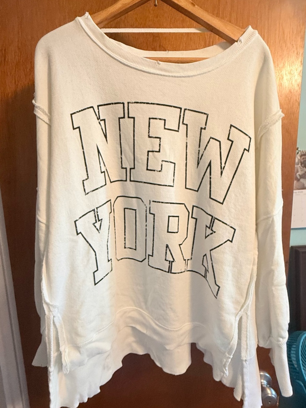 We The Free Off-White "NEW YORK" Outline Graphic Pullover Sweatshirt